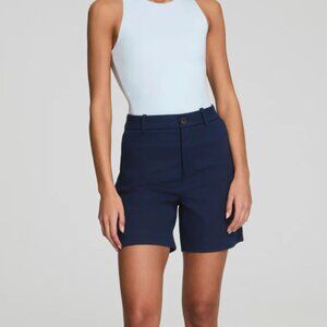 NWT - Spanx supersmooth™ Stretch Twill Short - Timeless Navy - Size Large 7"